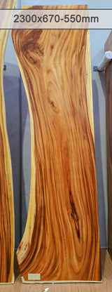 LAD025 - Exquisite Live-edge Table.