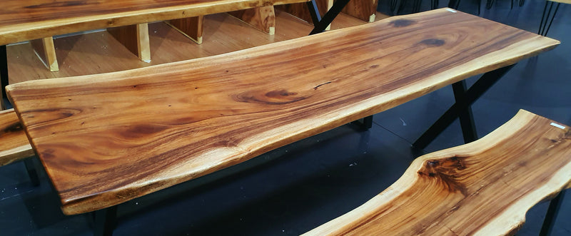 LAD014 - Live Edge Dining Table.