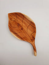 Tropical Leaf Serving Platter / Wood Serving Tray / Hand Carved Wooden Leaf / Wooden Platter / Tray / Bowl / Dish / Serving Platter / Decor.